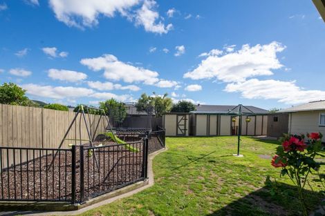 Photo of property in 15 Fenruss Street, Fairy Springs, Rotorua, 3015