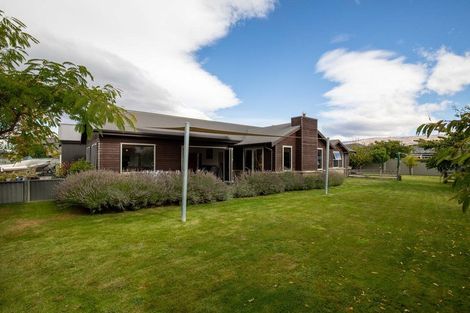 Photo of property in 6 Houlahan Street, Clyde, 9330