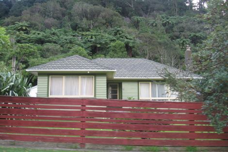 Photo of property in 48 Sunny Grove, Wainuiomata, Lower Hutt, 5014