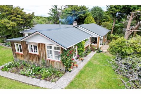 Photo of property in 32 Rakiura Parade, Otatara, Invercargill, 9879