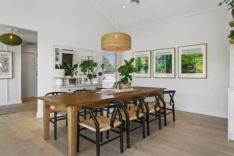 Photo of property in 5 Lens Way, Acacia Bay, Taupo, 3385