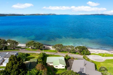 Photo of property in 16 Dalton Road, Snells Beach, 0920