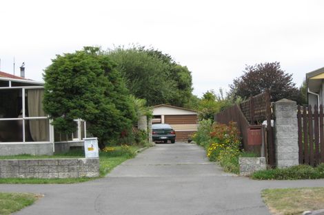 Photo of property in 2/53 Orrick Crescent, Avondale, Christchurch, 8061