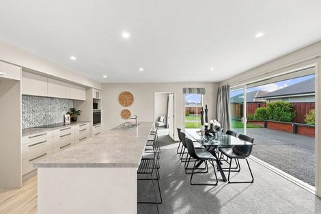 Photo of property in 22 Highgate Drive, Rangiora, 7400