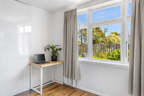 Photo of property in 25 Rintoul Street, Westport, 7825