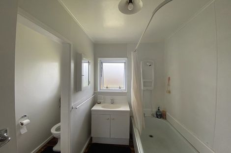 Photo of property in 1/82 Bill Hercock Street, Pirimai, Napier, 4112