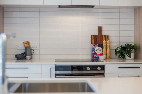 Photo of property in 10 Silvereye Way, Johnsonville, Wellington, 6037