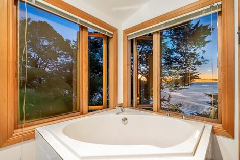 Photo of property in 1082 Thames Coast Sh25 Road, Kereta, Thames, 3575