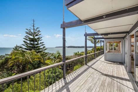 Photo of property in 216 Vipond Road, Stanmore Bay, Whangaparaoa, 0932