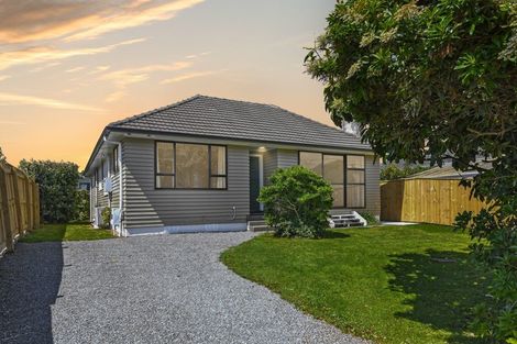 Photo of property in 19 Sheridan Crescent, Trentham, Upper Hutt, 5018