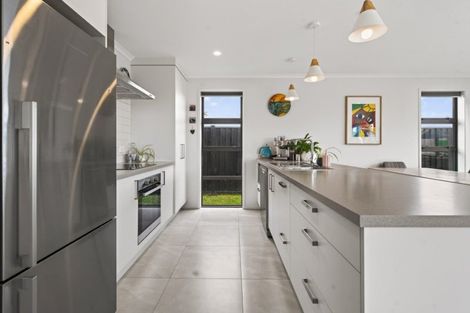 Photo of property in 14 Empire Crescent, Papamoa, 3118