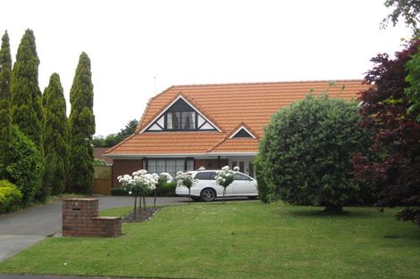 Photo of property in 8 Reynard Terrace, Conifer Grove, Takanini, 2112