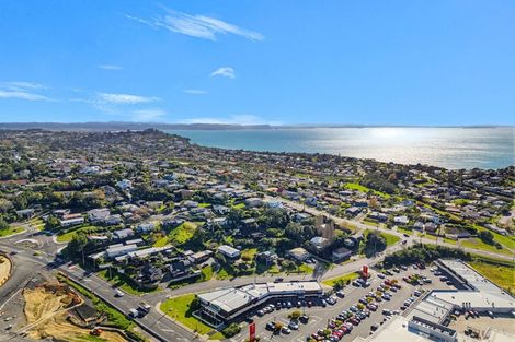 Photo of property in 8a Cedar Terrace, Stanmore Bay, Whangaparaoa, 0932