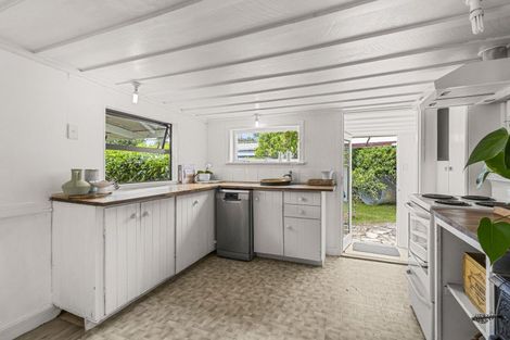 Photo of property in 15b Pearson Street, Mangawhai, 0505