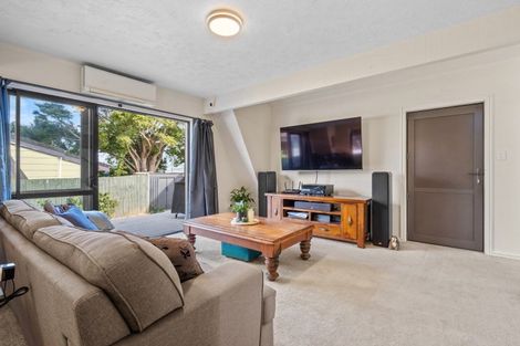 Photo of property in 12 Eureka Place, Parahaki, Whangarei, 0112