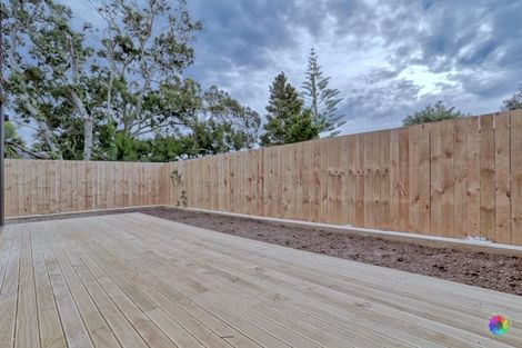 Photo of property in 9d Gulf Crest, Bucklands Beach, Auckland, 2012