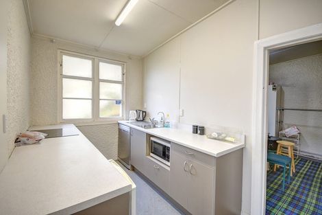 Photo of property in 186 Main South Road, Green Island, Dunedin, 9018