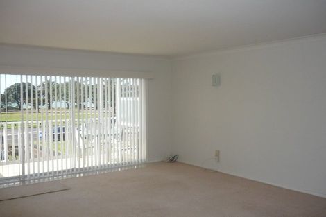 Photo of property in 1/230 Hibiscus Coast Highway, Orewa, 0931