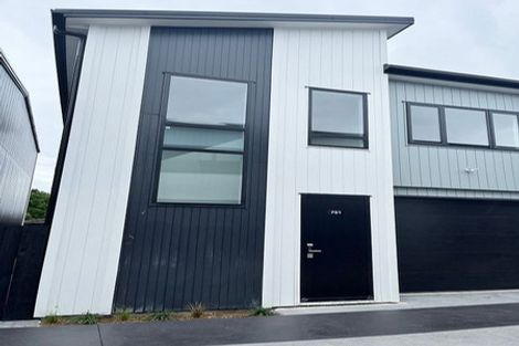 Photo of property in 701 Massey Road, Mangere, Auckland, 2022