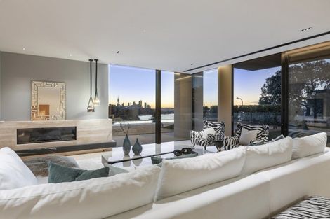 Photo of property in 92 Paritai Drive, Orakei, Auckland, 1071