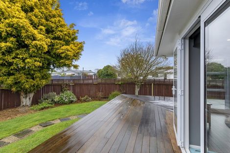 Photo of property in 1 Harvard Grove, Totara Park, Upper Hutt, 5018