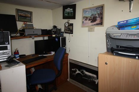 Photo of property in 11 Newton Place, Westbrook, Palmerston North, 4412