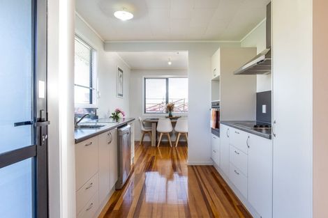 Photo of property in 18a Booth Crescent, Tuakau, 2121