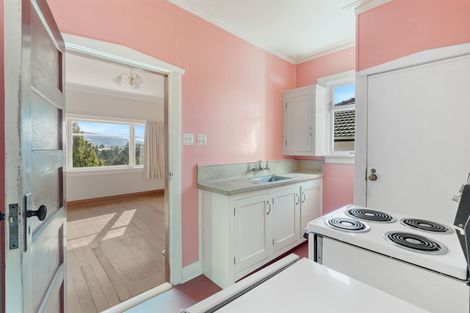 Photo of property in 32 Mornington Road, Balaclava, Dunedin, 9011