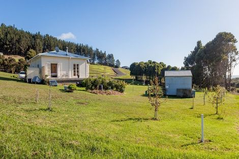 Photo of property in 4 Amelie Place, Coopers Beach, 0420