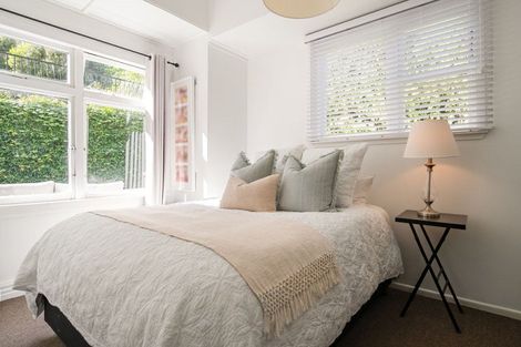 Photo of property in 25 Totara Street, Eastbourne, Lower Hutt, 5013