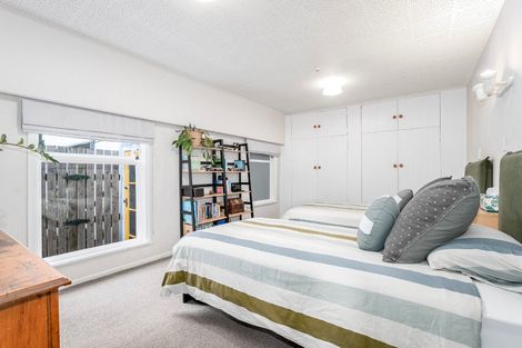 Photo of property in 16 Paneta Street, Paekakariki, 5034