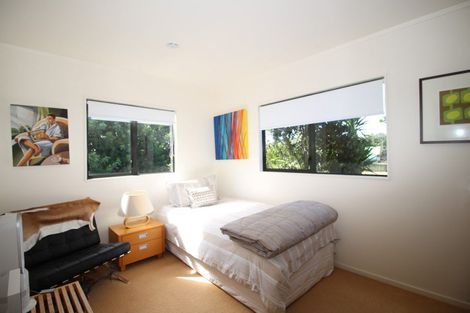 Photo of property in 107 Kowhai Avenue, Matarangi, Whitianga, 3592