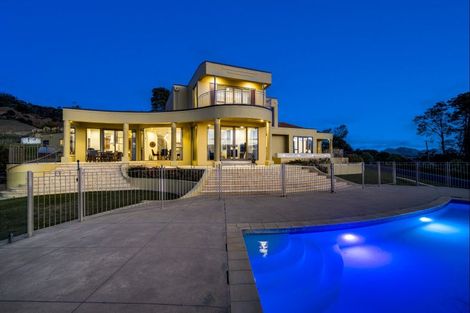 Photo of property in 245 Te Mata Peak Road, Havelock North, 4130