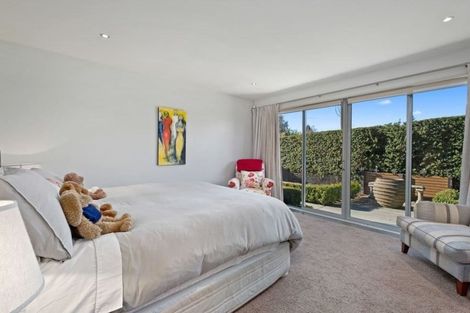 Photo of property in 166 Beacon Point Road, Wanaka, 9305