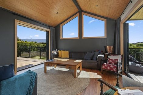 Photo of property in 261b Walker Road East, Aongatete, 3178