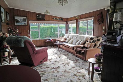 Photo of property in 105 Beach Road, Awamoa, Oamaru, 9495