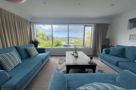Photo of property in 86 Parr Terrace, Castor Bay, Auckland, 0620