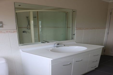 Photo of property in 26 Canary Place, Unsworth Heights, Auckland, 0632