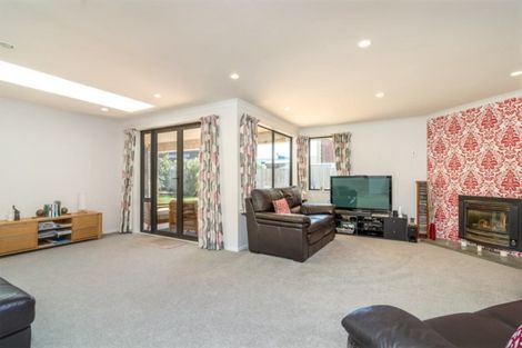 Photo of property in 103 Aston Drive, Waimairi Beach, Christchurch, 8083