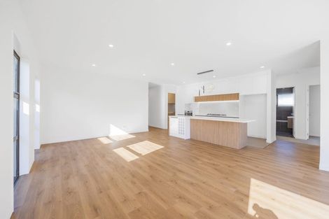 Photo of property in 23 Babina Avenue, Kumeu, 0810