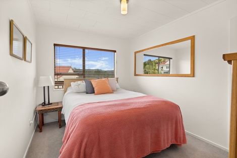 Photo of property in 6 Puketiro Place, Paihia, 0200