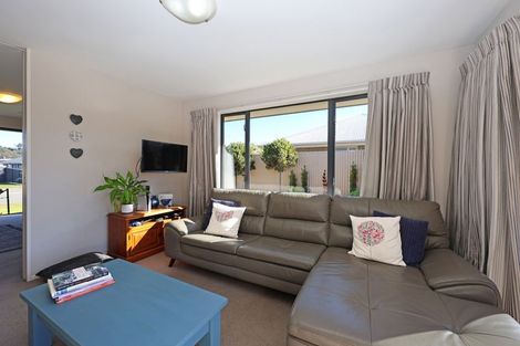 Photo of property in 14 Mcmullan Place, Oamaru North, Oamaru, 9400