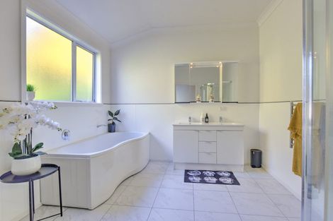 Photo of property in 25 Garnet Street, Gore, 9710