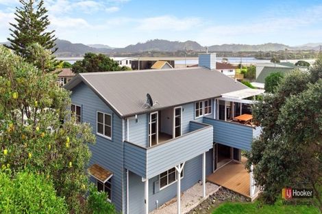 Photo of property in 19 Wakanoi Place, Bowentown, Waihi Beach, 3177