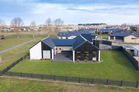 Photo of property in 2 Elm Tree Lane, Huntingdon, Ashburton, 7774