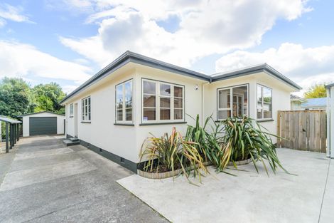 Photo of property in 3 Walnut Grove, Kelvin Grove, Palmerston North, 4414