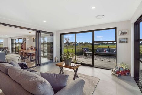 Photo of property in 12 Meadowlands Green, Allenton, Ashburton, 7700