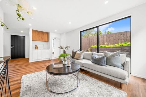 Photo of property in 21a Salamanca Road, Sunnynook, Auckland, 0620
