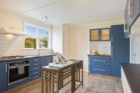 Photo of property in 25 Fraser Crescent, Elderslea, Upper Hutt, 5018