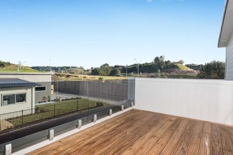 Photo of property in 16 Rire Hau Lane, Pyes Pa, Tauranga, 3112